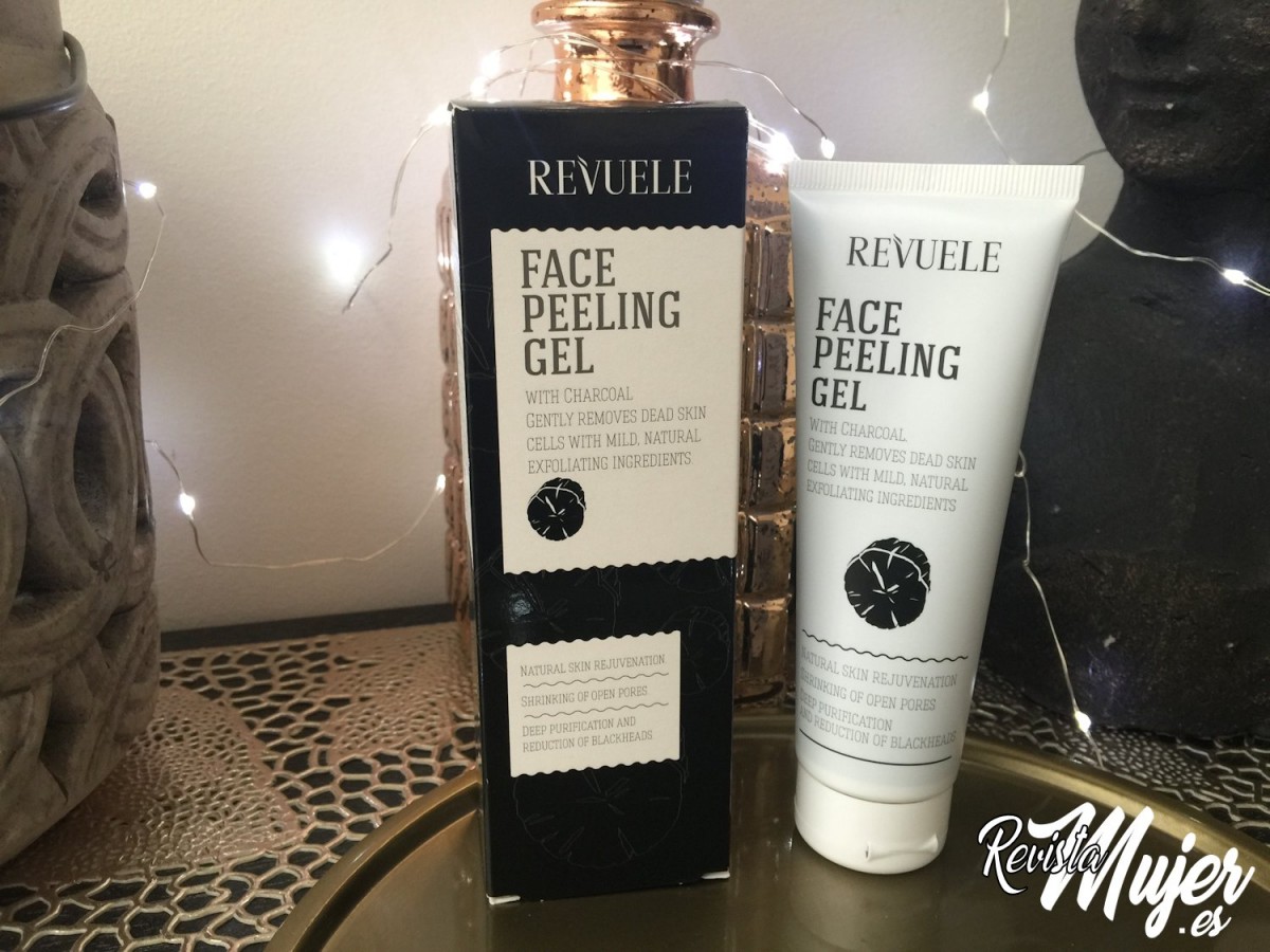 Revuele- Gel de peeling facial con polvo de carbón.